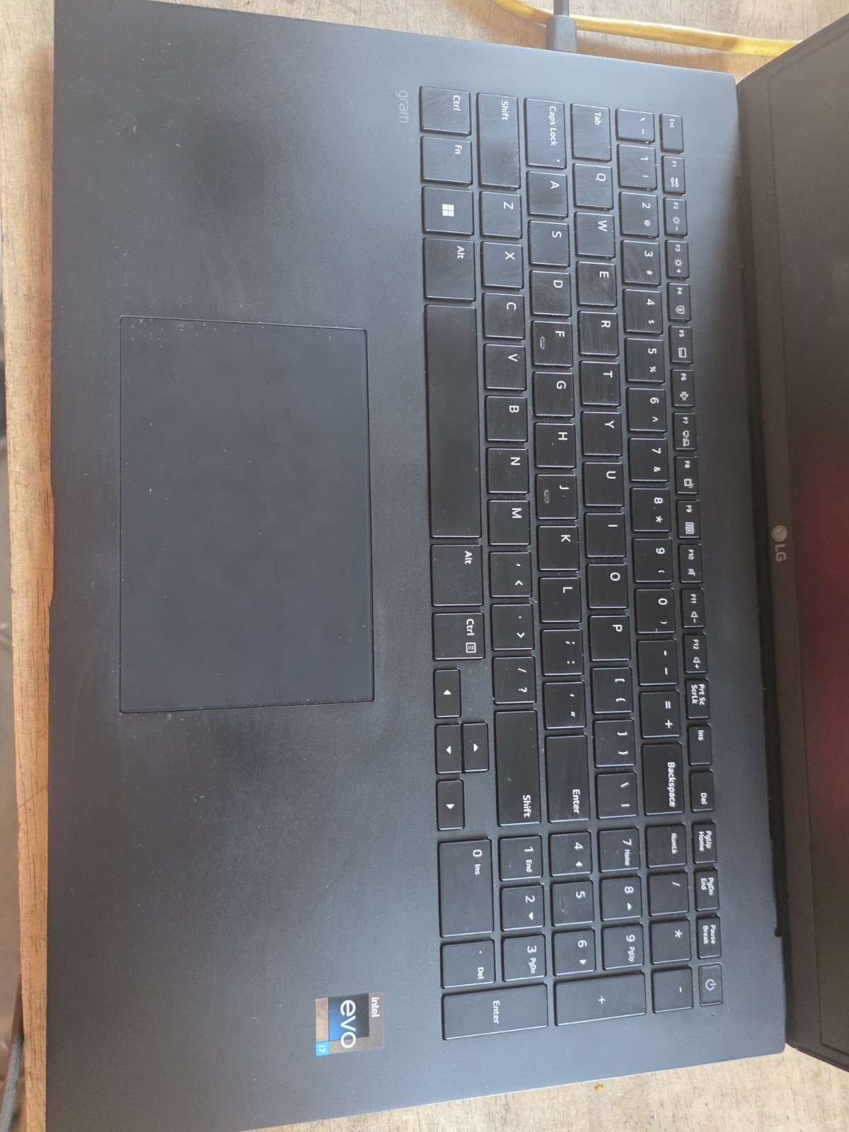 LG GRAM 17Z90R-H.AAC8U1 17″ 2560X1600 +TOUCH I7-1360P 16GB Power