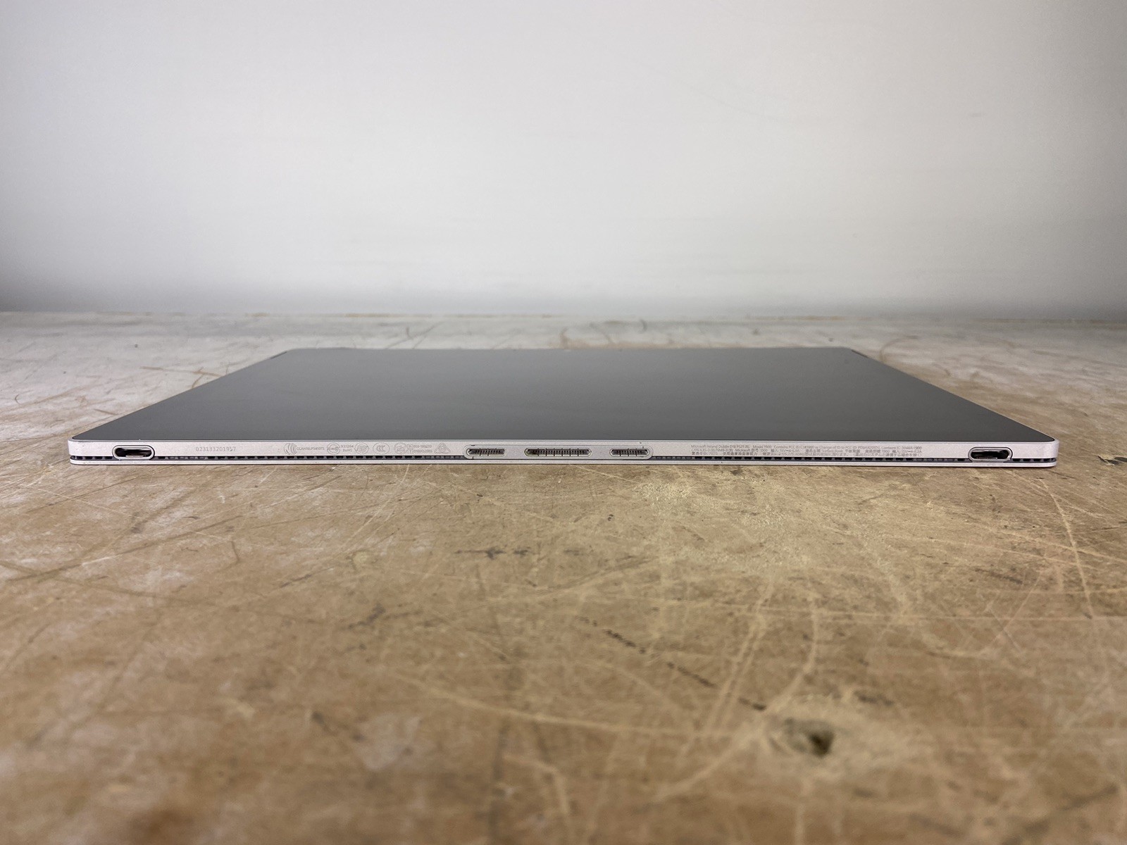 MICROSOFT SURFACE BOOK 3 1900 i5-1035G7 @ 1.20GHz, 8GB RAM, 256GB SSD