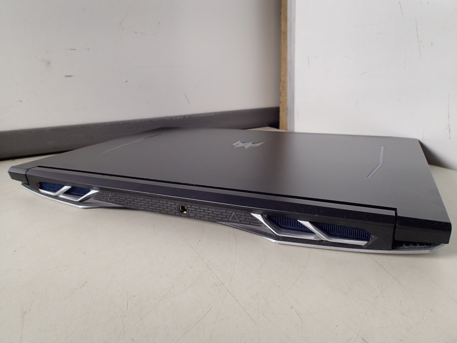 Acer Predator PH315-54 Intel Core i7 11800H 2.30GHz 32GB RAM 1TB M.2 Windows 11