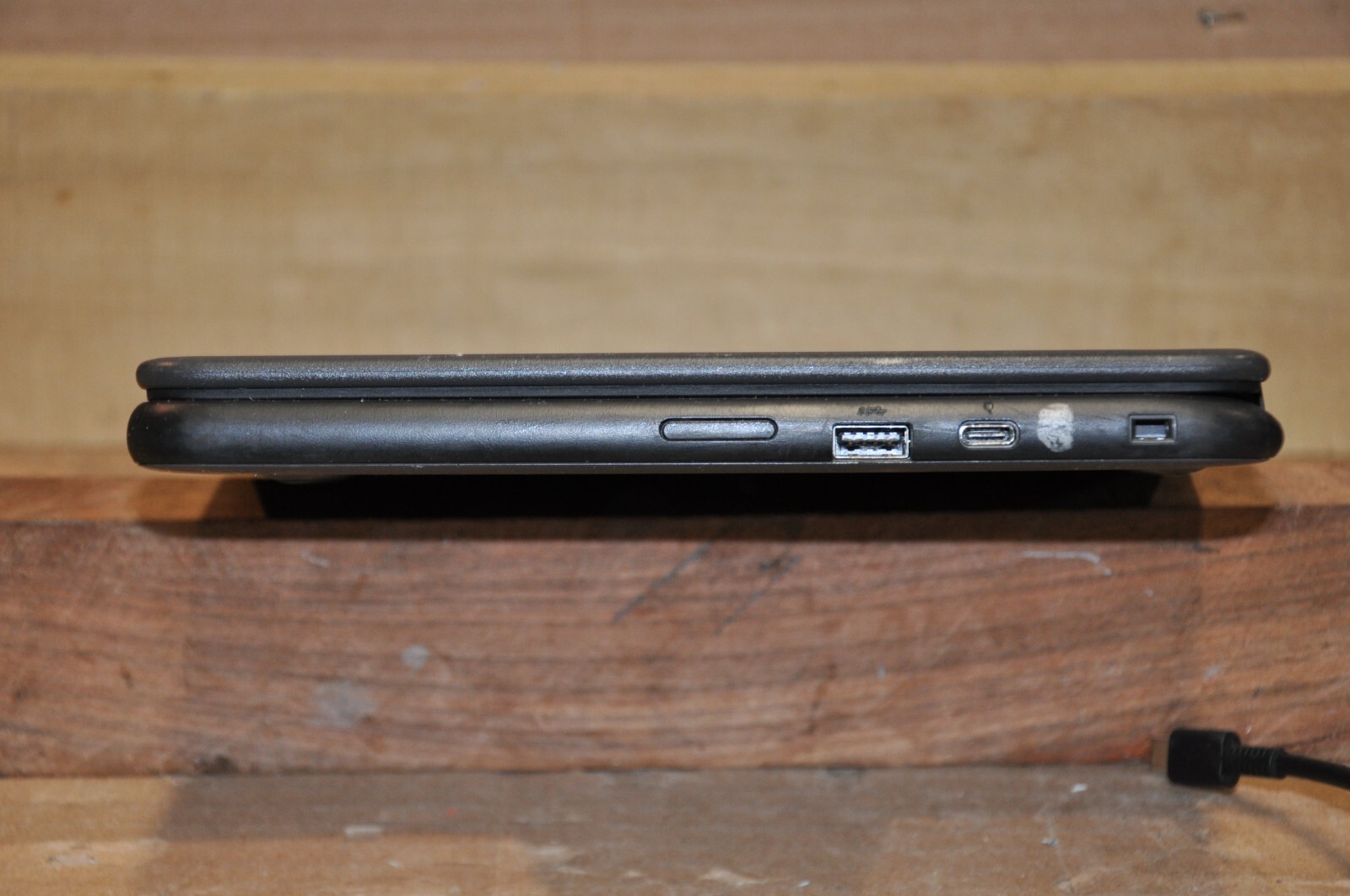DELL Chromebook 3100 2-in-1 touchscreen