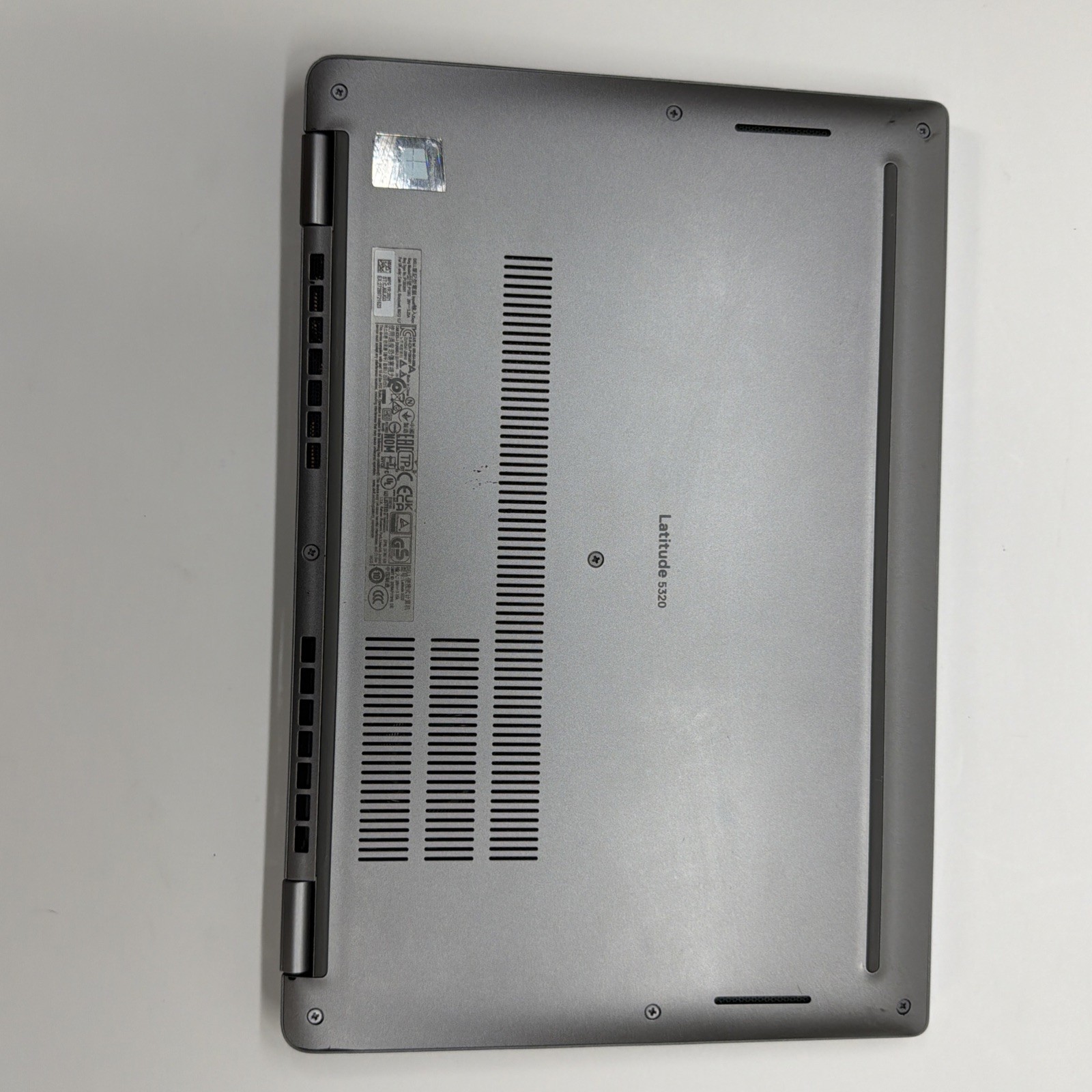 Dell Latitude 5320 13″ i5-1145G7 256GB SSD 16GB RAM 128GB Intel Iris Xe Graphics