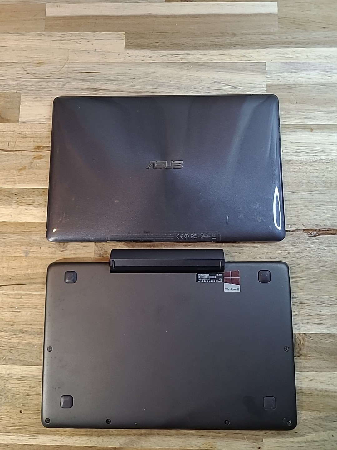Asus T100TA 10.1″ 2-in-1 Intel Z3775 2GB RAM 32GB eMMC Windows 10 Tablet Laptop