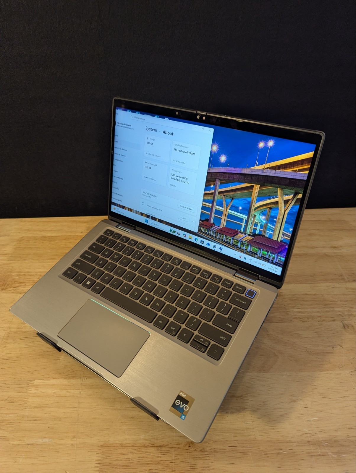 Dell Latitude 7330 13.3in i5-1235U 256Gb 16Gb Touchscreen