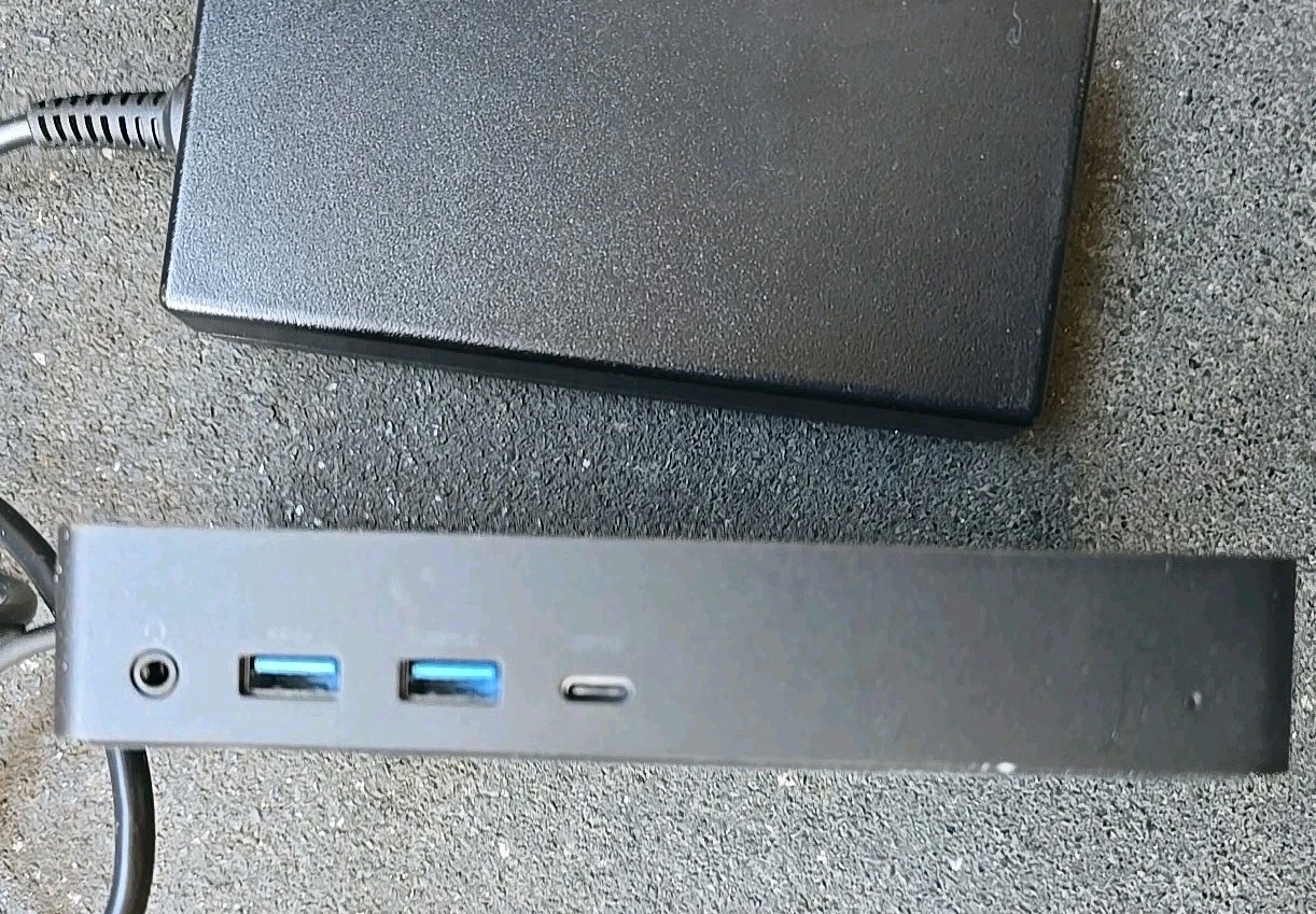 Dell D6000 Docking Station And A/C Adapter DA180PM111
