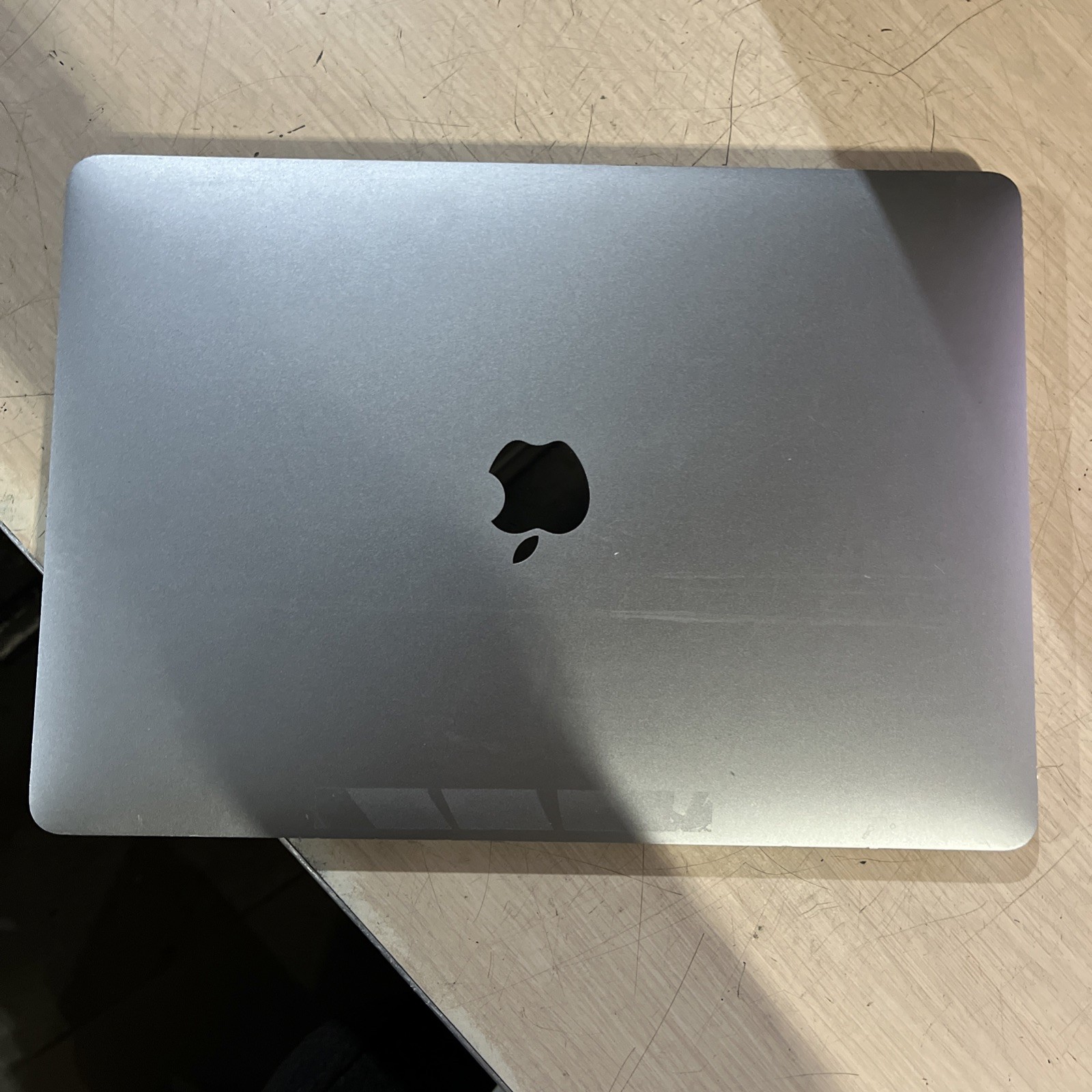 APPLE MACBOOK PRO 13″ MID-2017 CORE I5-7360U 2.3GHZ 8GB RAM NO HD
