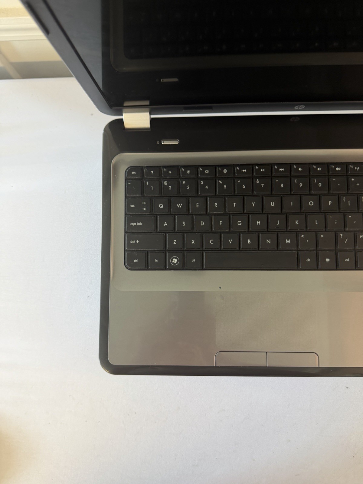 HP Pavillion g7 Laptop – Good Screen – Intel i3-M370 – RAM 6 GB – Read Des