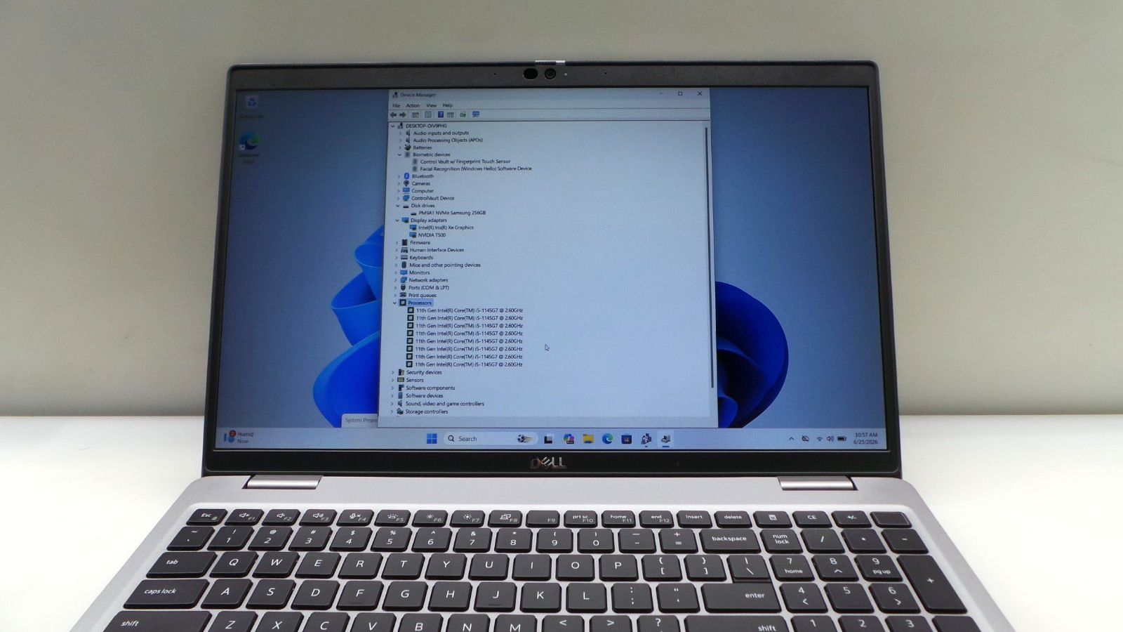 Dell Latitude 3560 15.6″ | i5-1145G7 2.60GHz | 16GB RAM 256GB NVMe | WIN 11 PRO
