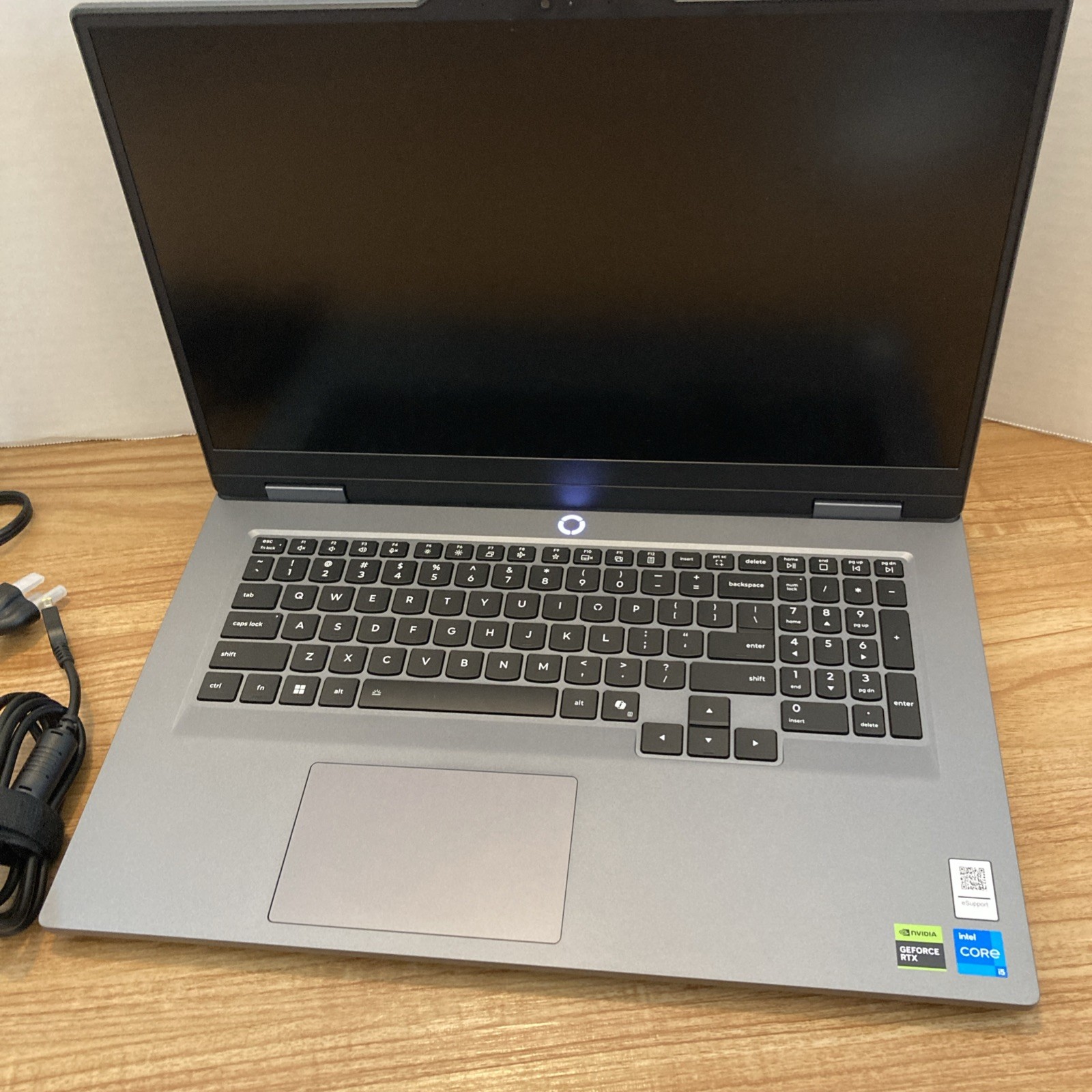Lenovo 17.3″ LOQ 17 Gaming Laptop 83JH008QUS