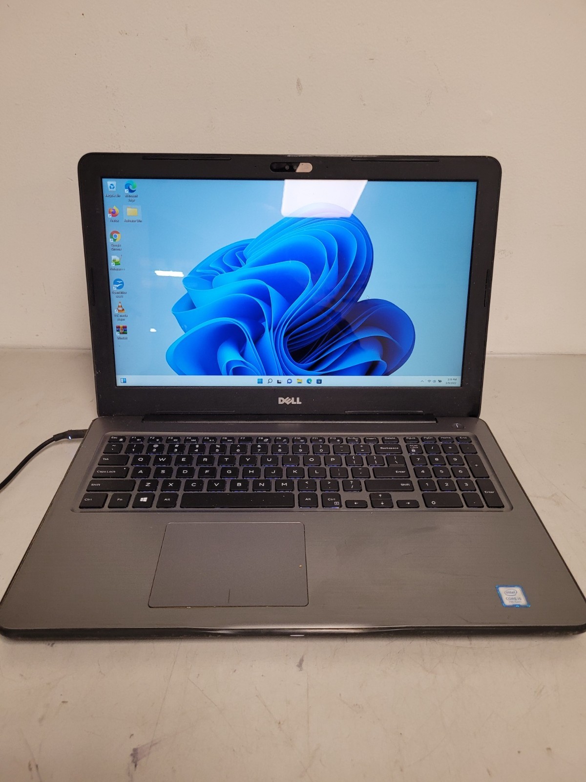 Dell inspiron 5567 15.6″ i5-7200u 2.5ghz 8gb ram 1tb hdd w11p READ 2J5WVF2