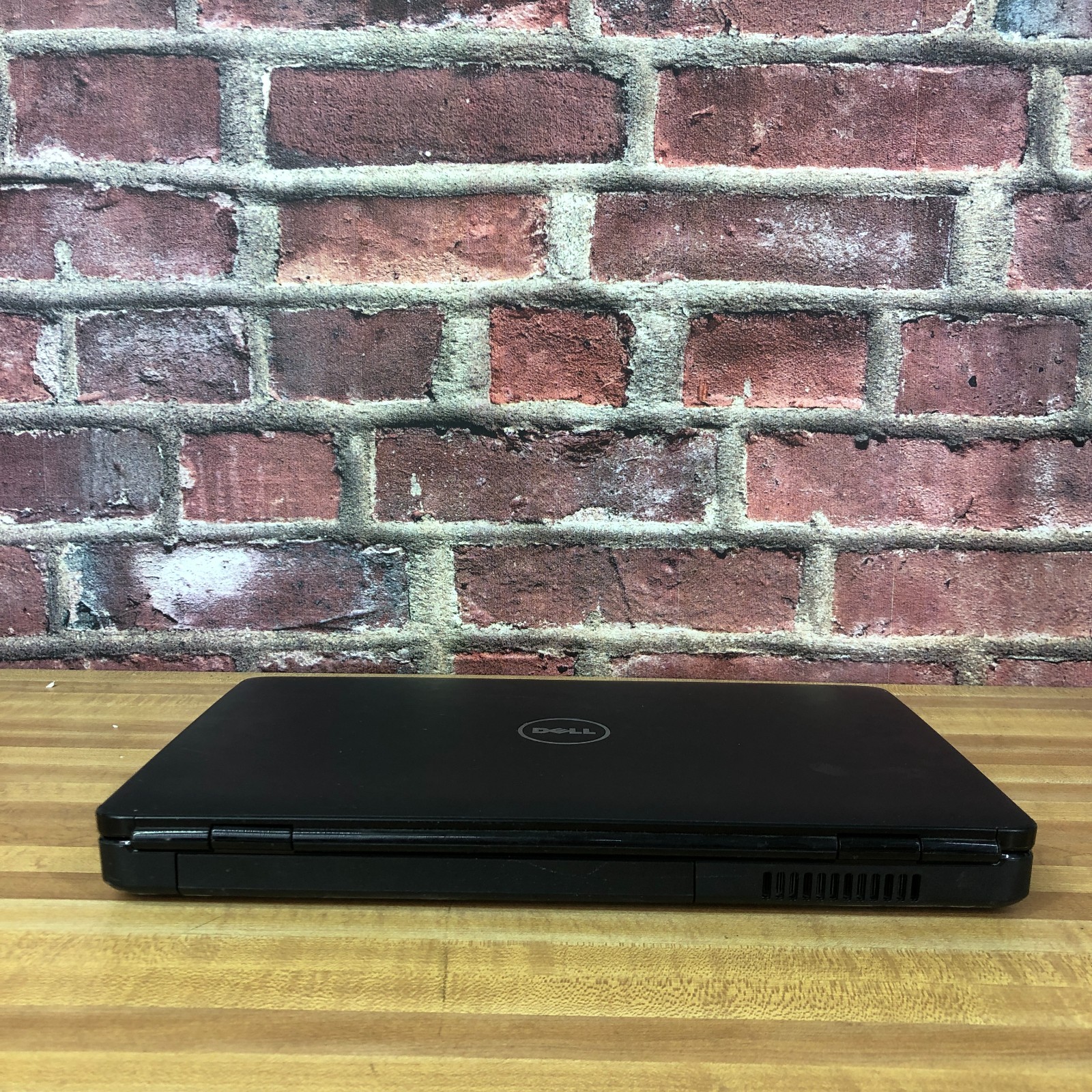Dell Inspiron 1545 Retro Gaming Laptop Pentium D 2.20GHz 3GB RAM (Windows 7)
