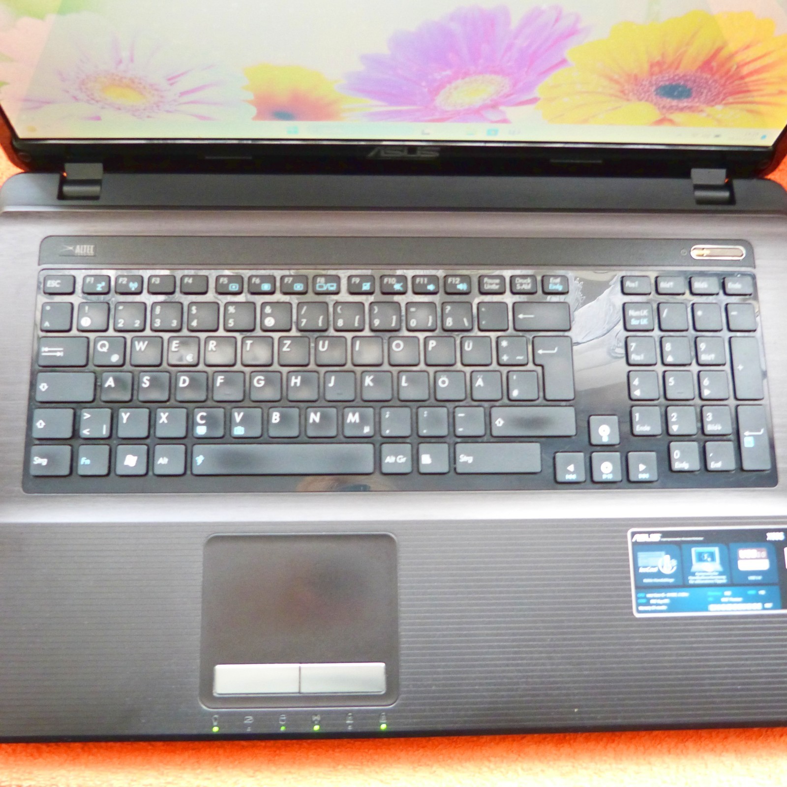 Asus K93 18 inch cinema MONSTER FULLHD l 1TB HDD SSD Windows 11 l 16GB RAM…