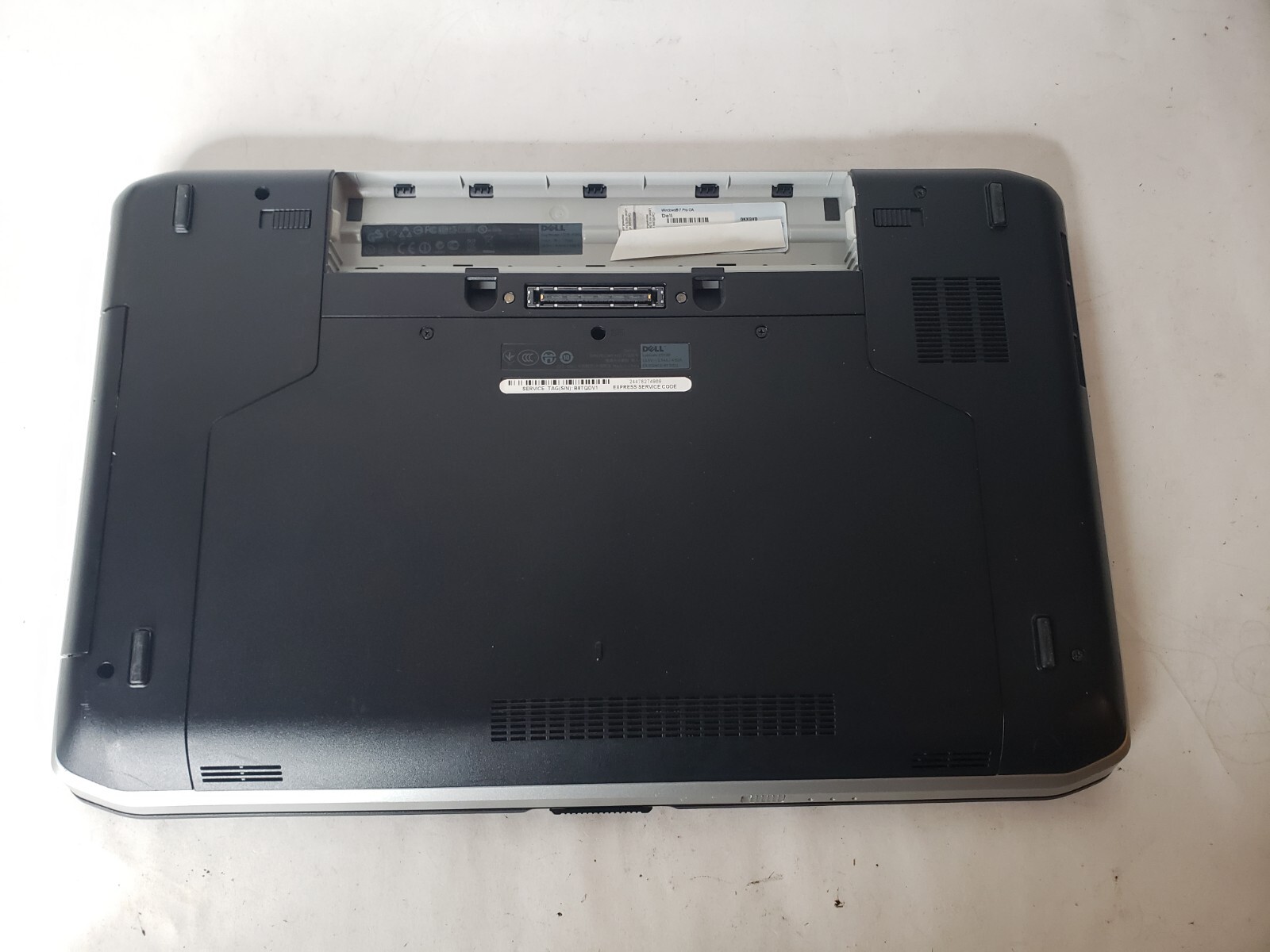 Dell Latitude E5530 i5-3210M 2.40Ghz 4Gb 500GB HDMI DVD/RW PLEASE READ