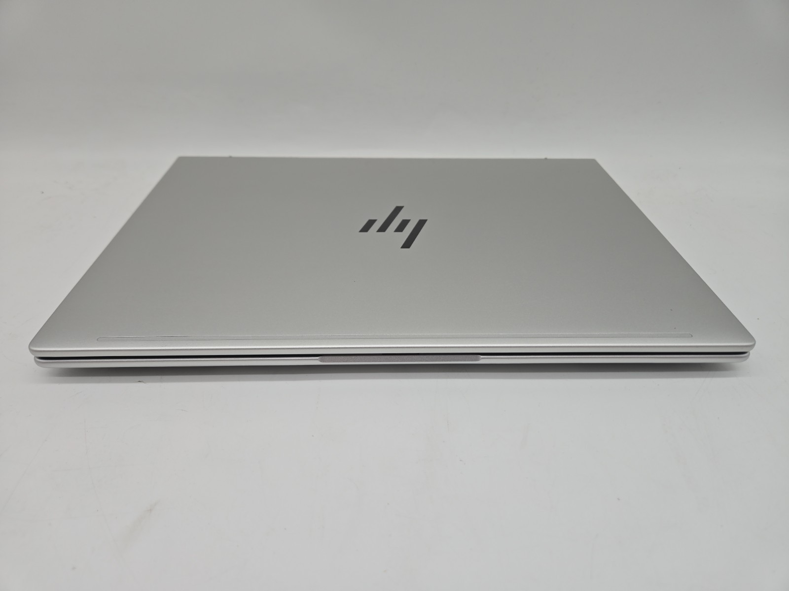 HP Elitebook 640 G11 Ultra 5 135U no RAM, no SSD, no OS