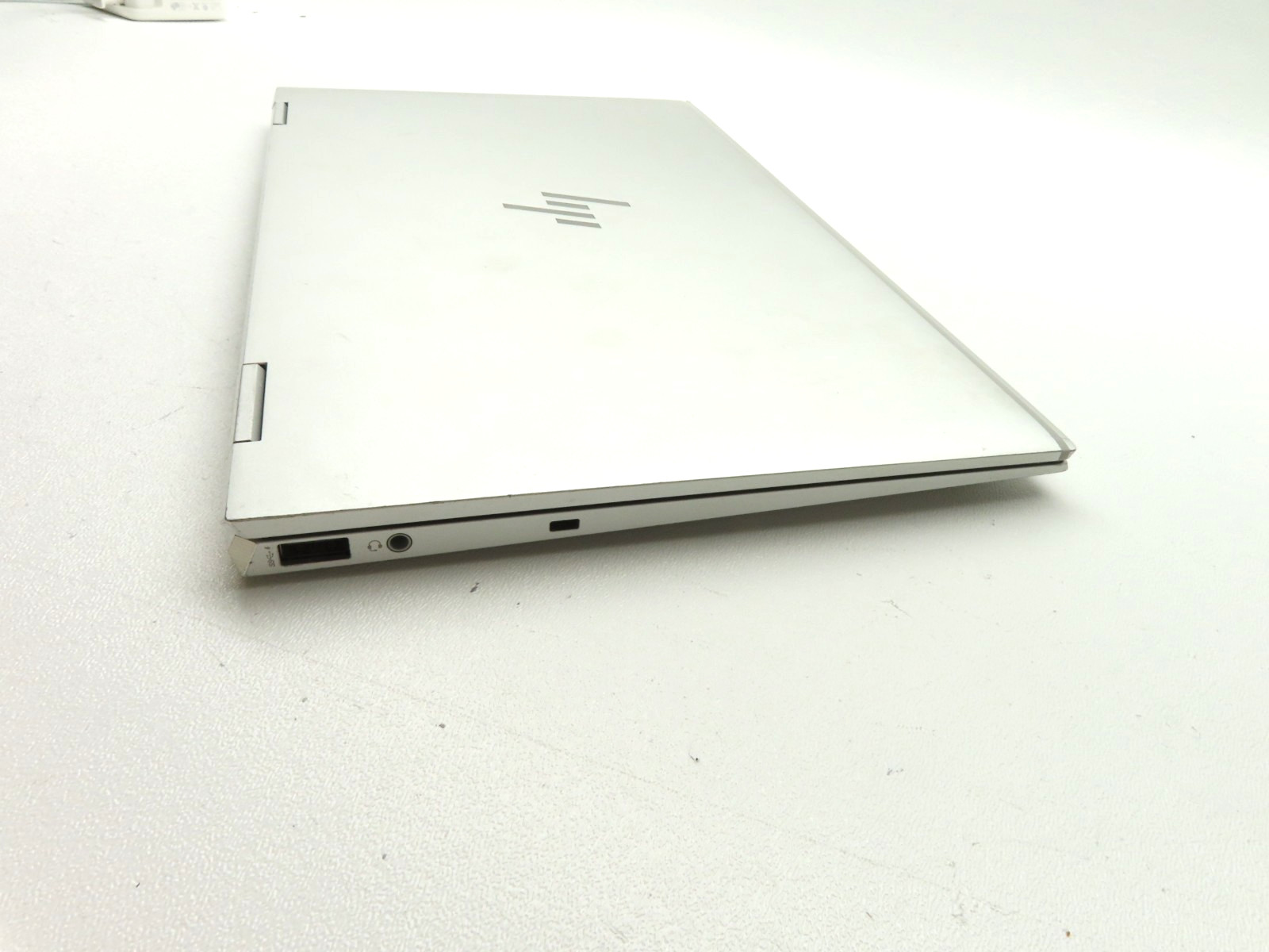 HP EliteBook x360 1030 G7 13.3″ Touch i7-10710U 1.1GHz 16GB RAM 256GB SSD