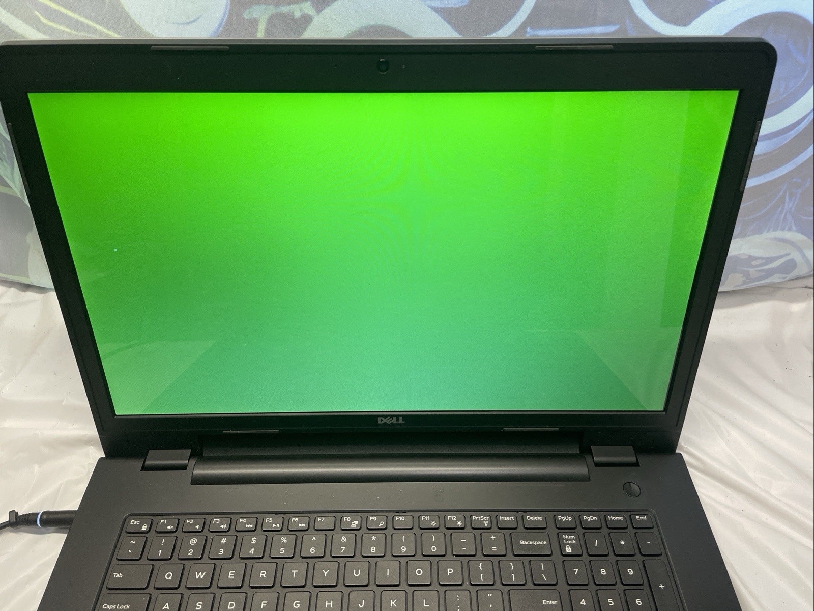 Dell 17 inch BIG SCREEN i5 8GB Ram 128GB SSD Win 11 Laptop Notebook w/AC Adapter