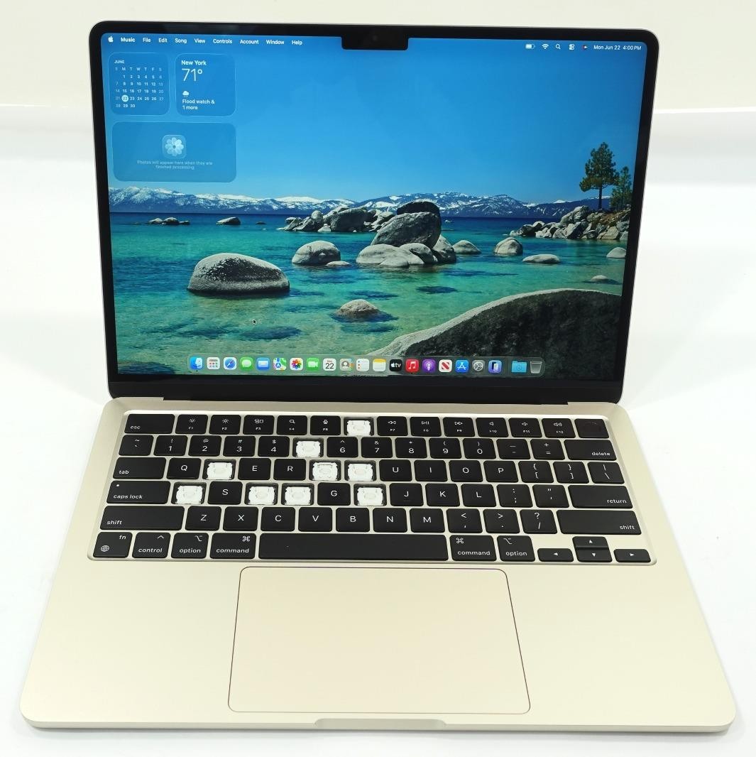 Apple MacBook Air 2022 A2681 13.6″ M2 Retina 8GB 256GB SSD iOS Tahoe