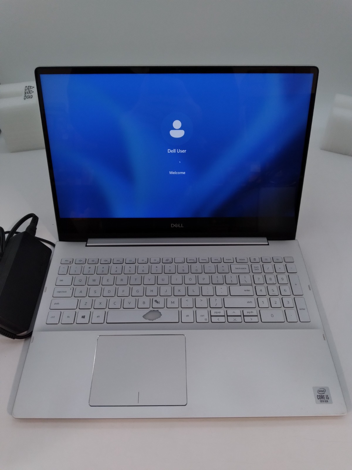 DELL INSPIRON 7573 Touchscreen| i5-10210U@1.60GHZ | 500GB HDD | 8GB RAM | Win11H