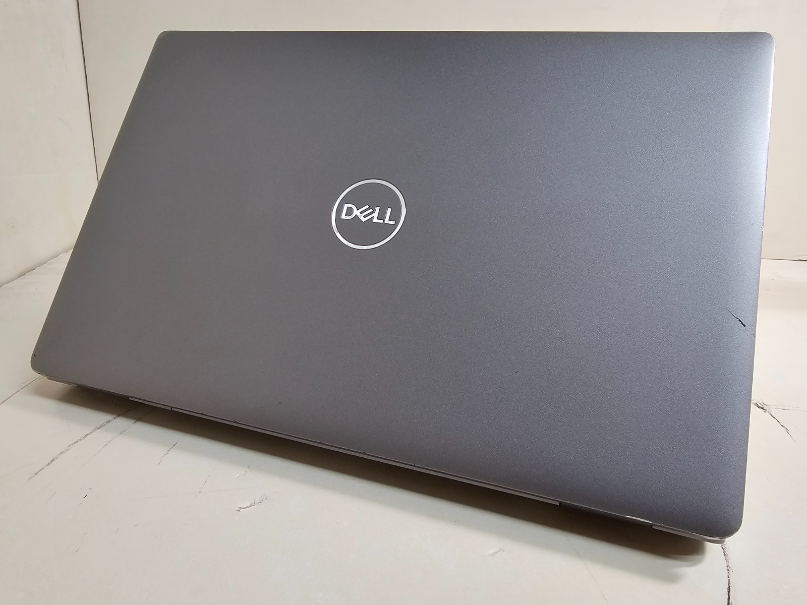 Dell Latitude 5520 Laptop – 2.6 GHz i5-1145G7 16GB 512GB 15.6″ Touchscreen – SP5
