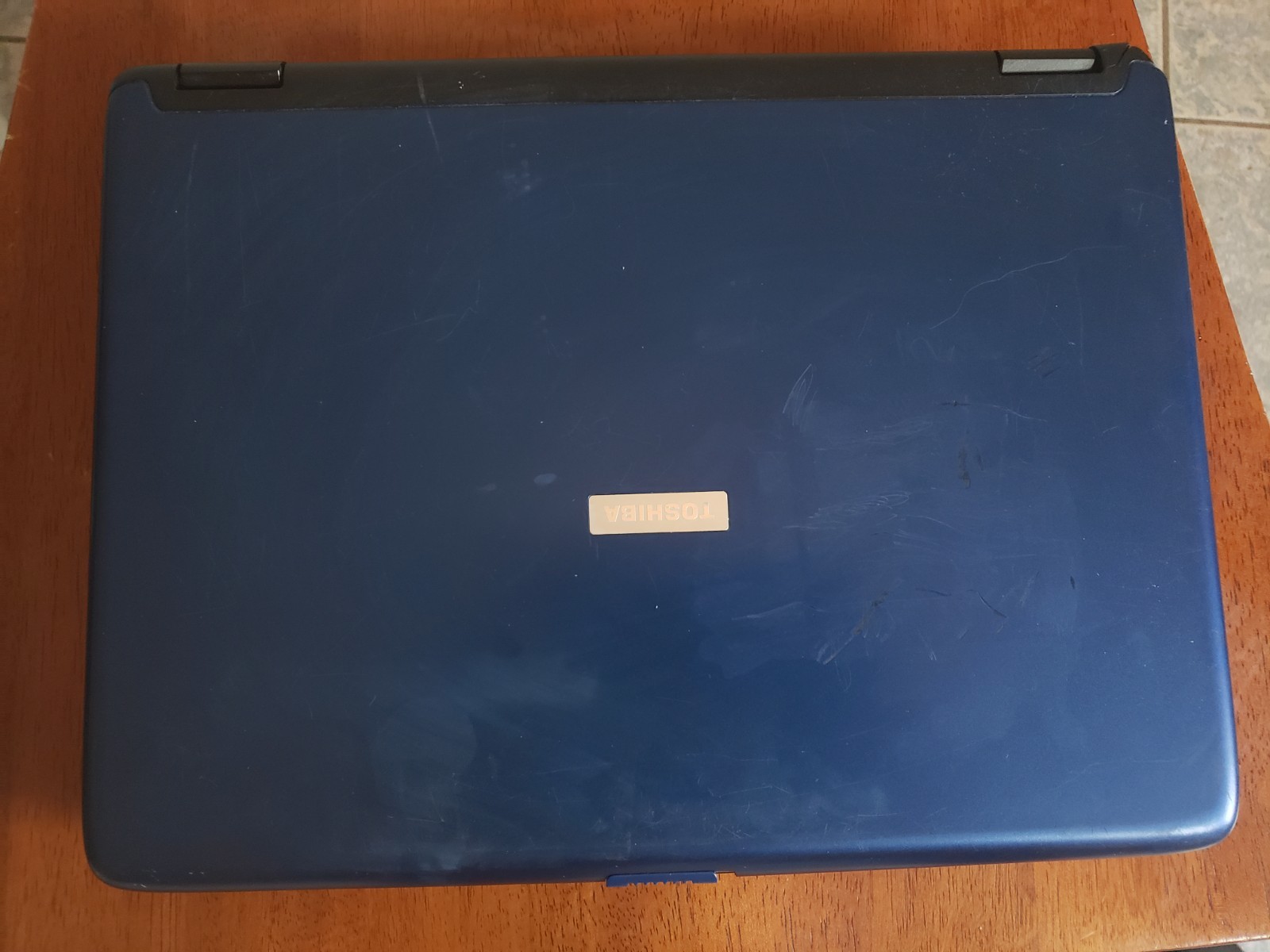 Toshiba Satellite A75-S206 15.4″ Intel Pentium 4 2.8GHZ 1GB Ati 9100 40GB WinXP