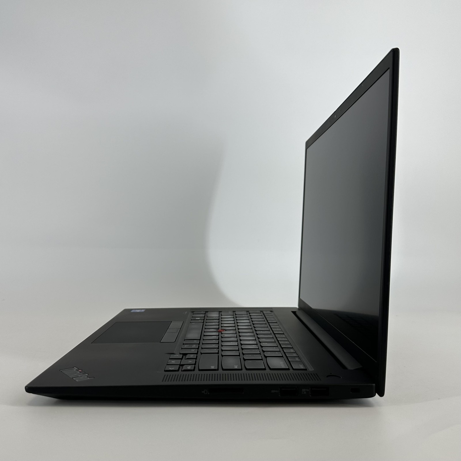 Lenovo ThinkPad P1 Gen 4 16 QHD+ 2.5 GHz Ultra 7 268V 32GB 1TB SSD Quadro T1200