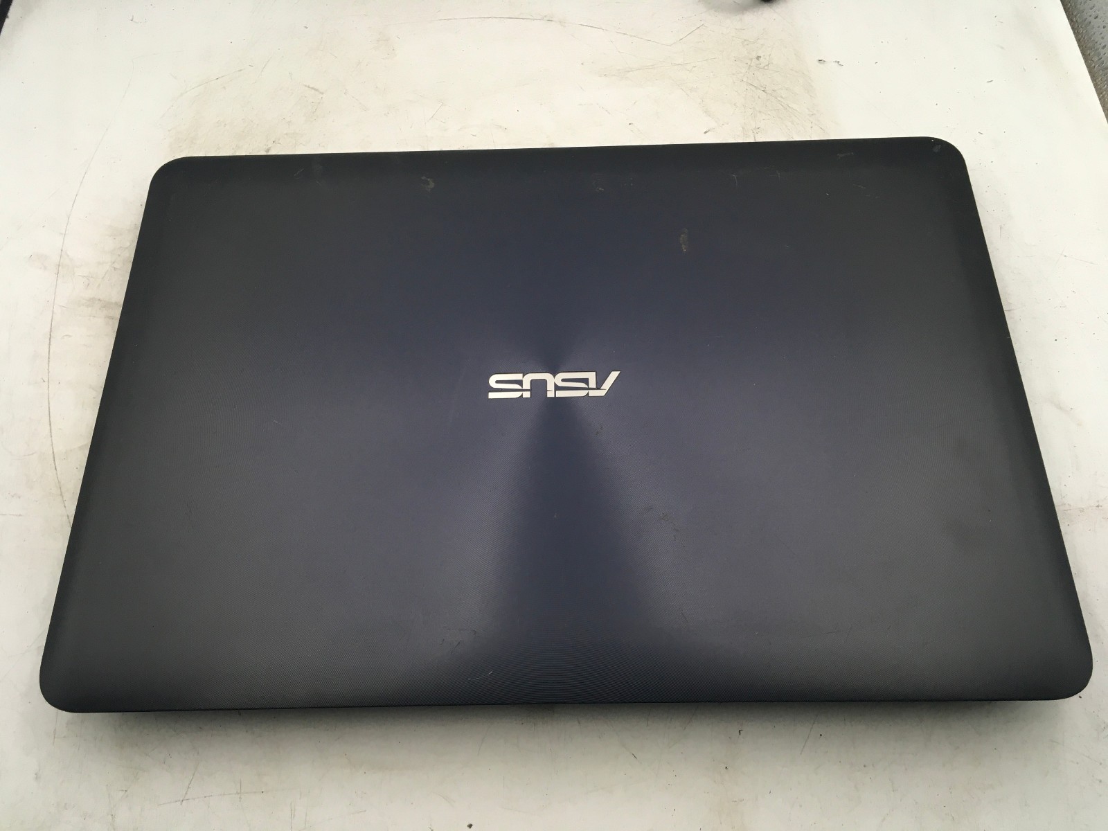 ASUS F556U NOTEBOOK – BOOTS TO BIOS – INTEL I3 6100U – NO RAM – NO OS – READ -BB