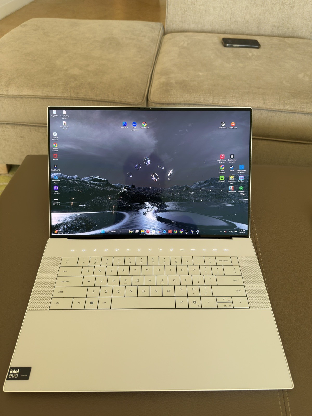 Dell XPS 16 9640 UHD+ TOUCH 2.5 GHz Ultra 9 185H 32GB 1TB SSD NVIDIA RTX 4060