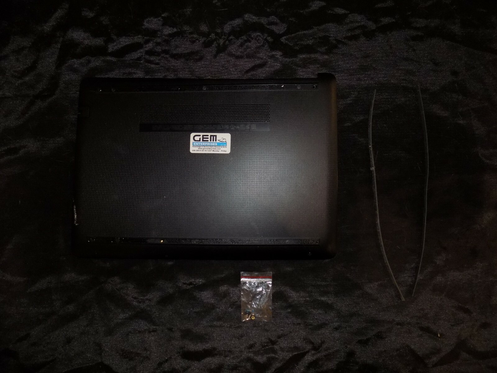 HP Laptop AMD Dual-Core E2-9000e (2a) 500 GB HDD 4GB RAM 14-cm0045nr Windows 10