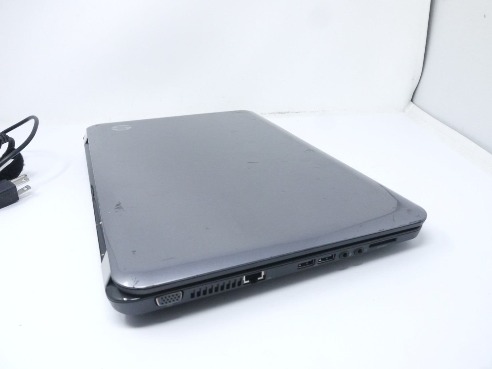 HP 2000 15.6” Laptop – AMD E-300 / 4GB Ram / 160GB HDD / Win10