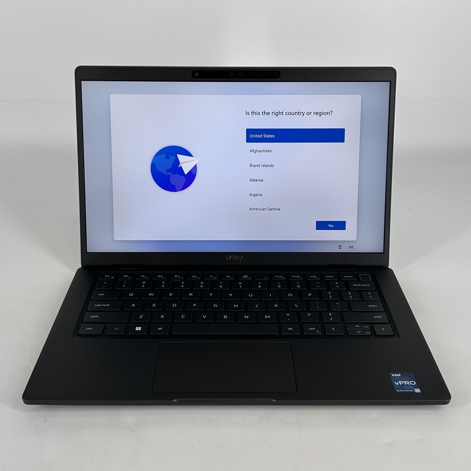 Dell Latitude 7330 13.3 Black FHD 1.8 GHz i7-1265U 16GB 512GB SSD Very Good