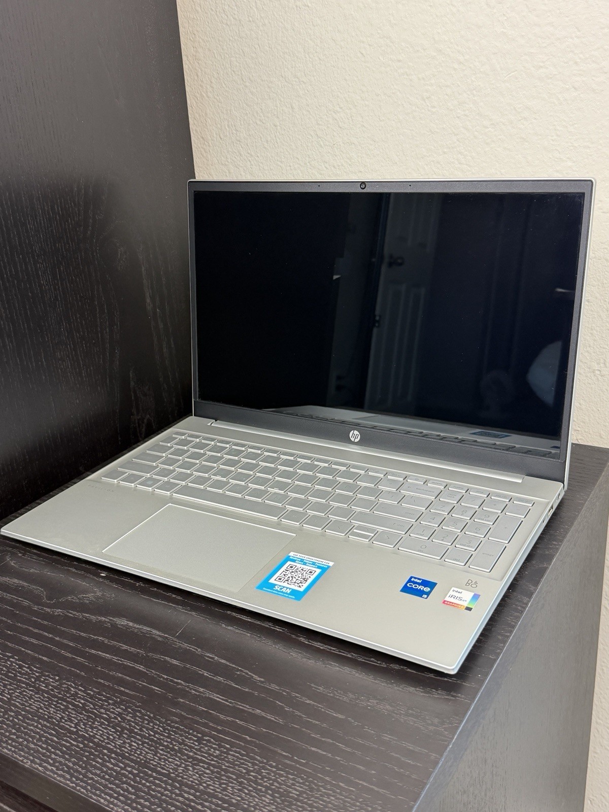 HP Pavilion x360 / i5 11th Gen / No RAM / No Drive or OS / No AC / TESTED