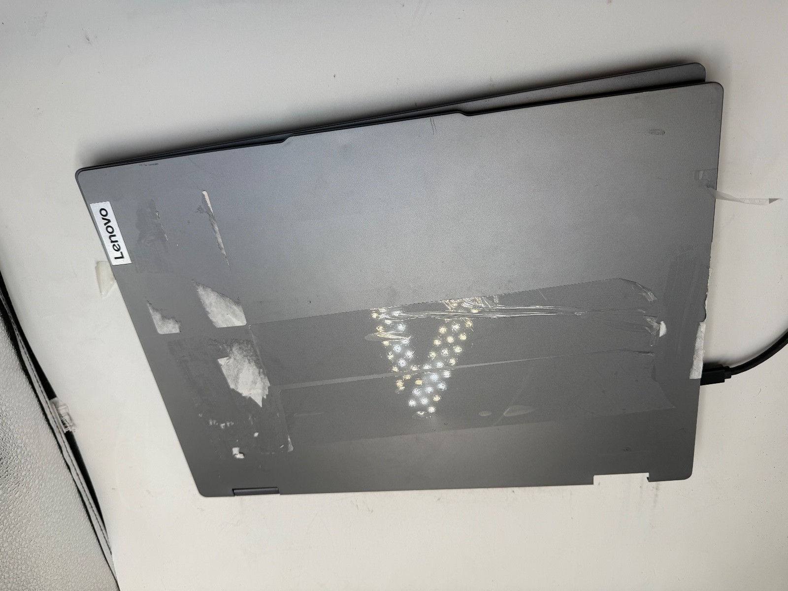 Lenovo IdeaPad 5 16IRU9 2in1 16″ Laptop Core 5 120u 16GB CRACKED GLASS / HINGE