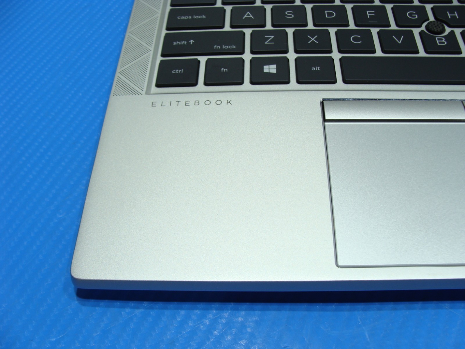 HP EliteBook 840 G8 14″FHD Core vPro i7-1185G7 3GHz 8GB 256GB Windows 11Pro +PA