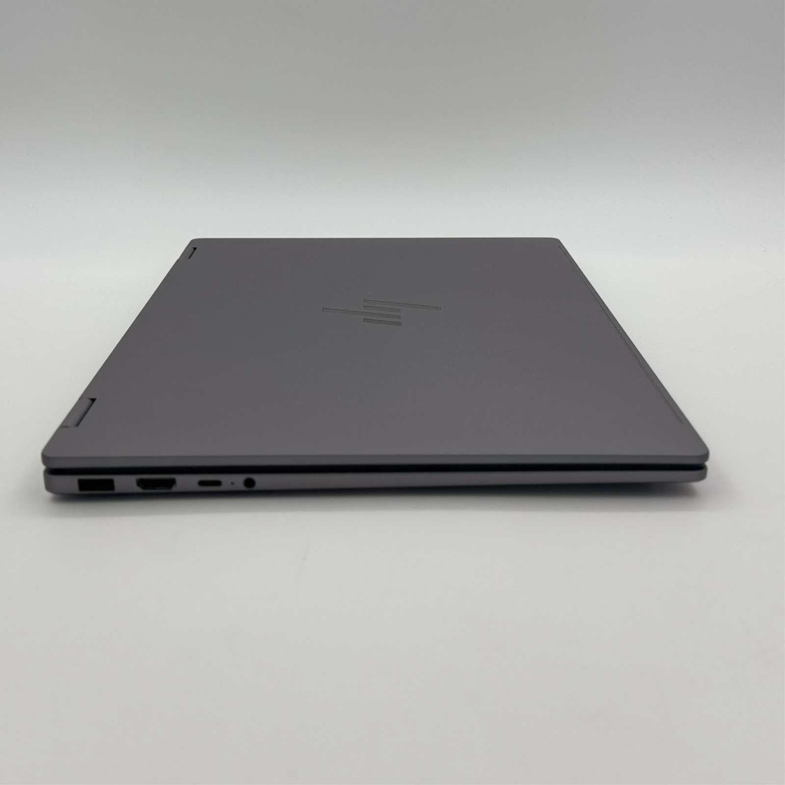 HP OmniBook X Flip 16″ 2K OLED Touch Ryzen AI 9 465 32GB 512GB Copilot+ Laptop