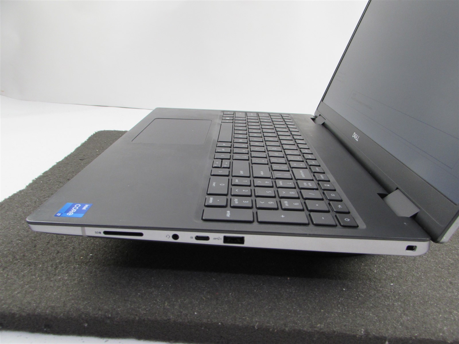 DELL PRECISION 7670 FHD I7-12850HX 16 CORES 1TB 64GB RAM RTX A1000 WIN 11 PRO