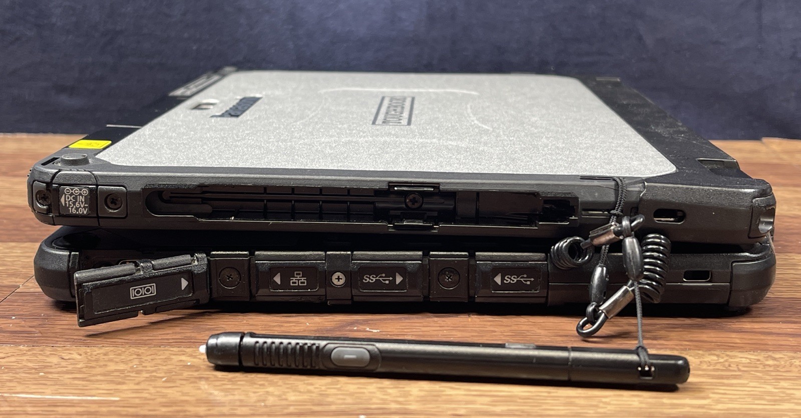 Panasonic Toughbook CF-20 Core i5-7Y57 3.30 GHz 16GB RAM 256GB SSD NO OS