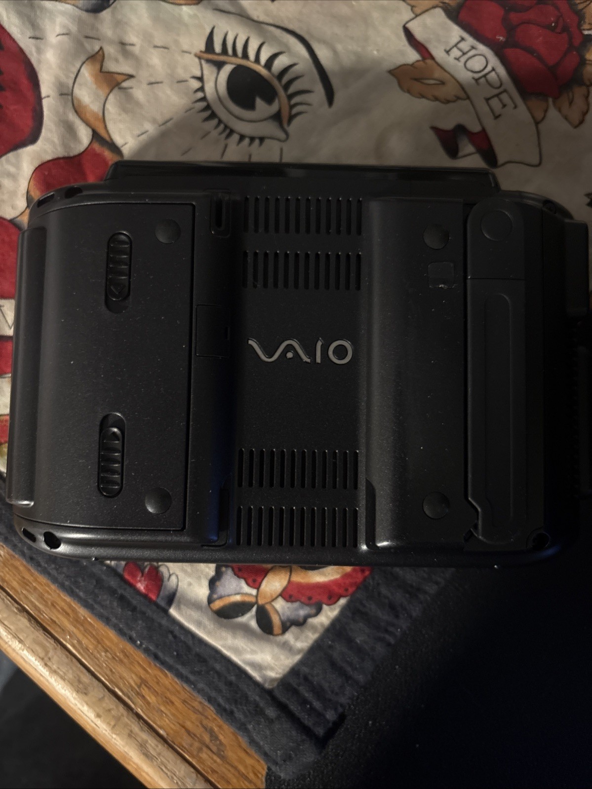 Sony VAIO 4.5-inch Micro Laptop 1GB RAM 40 GB HD (VGN-UX280P)