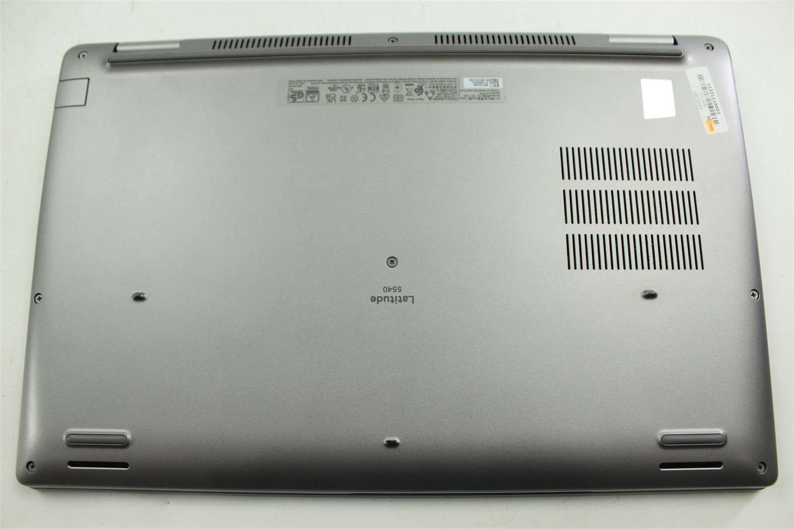 Dell Latitude 5540 15.6″ FHD i5-1345U 1.6GHz 256GB SSD 16GB RAM W11P
