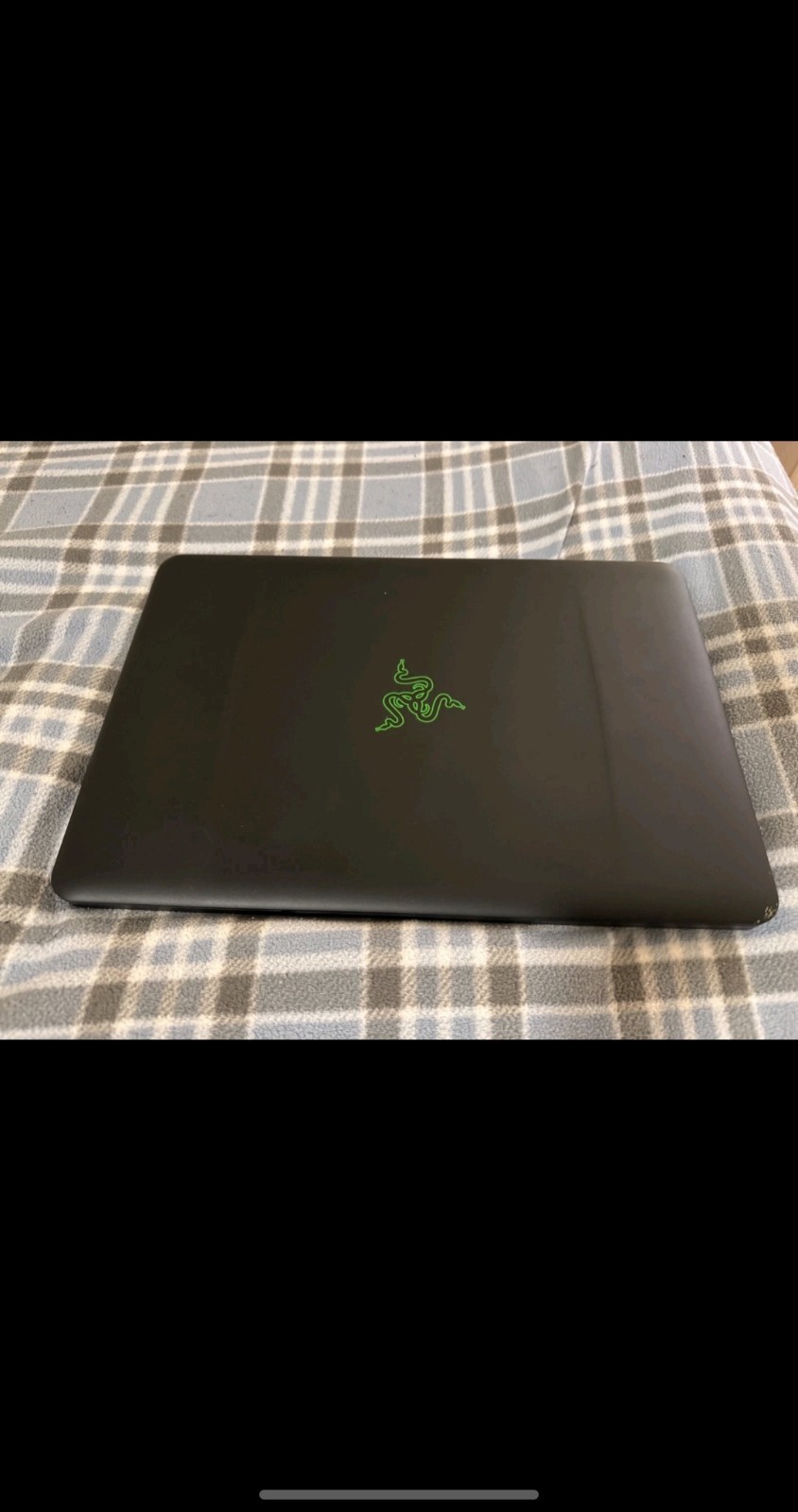 Razer Blade 15 RZ09-0328 Gaming Laptop Black