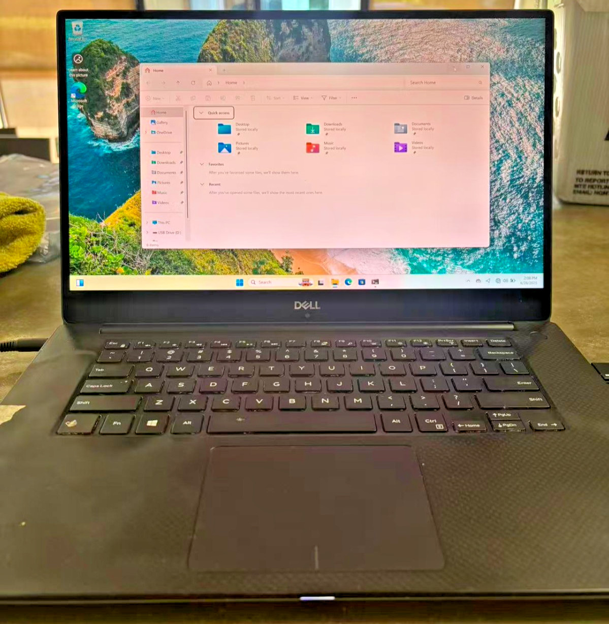 Dell Precision 5530 15″ 4K FHD i7-8850H P1000 16GB DDR4 512gb NVME Win11 Touch