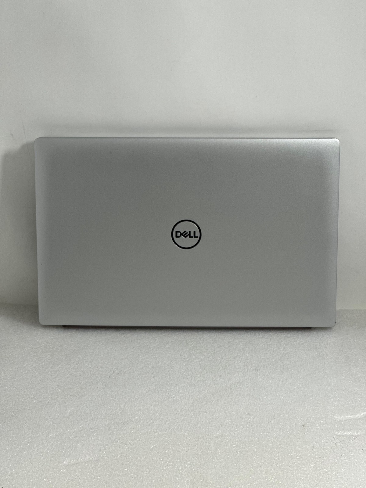 Dell Inspiron 7490 14″ FHD Intel Corei5-10210U 8GB RAM256gb PCIe Windows 11