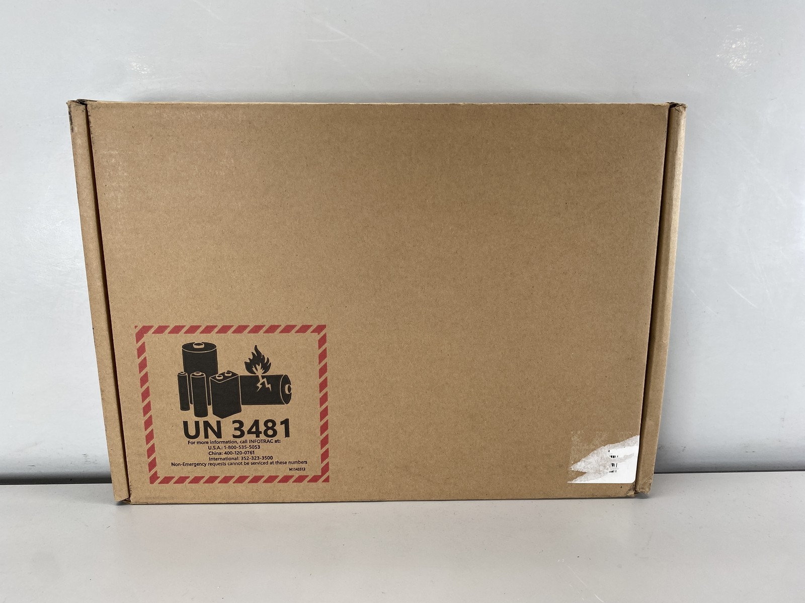 Microsoft Surface Laptop 7th Edition 13.8″ Intel Core Ultra 5 236V 256GB- Black