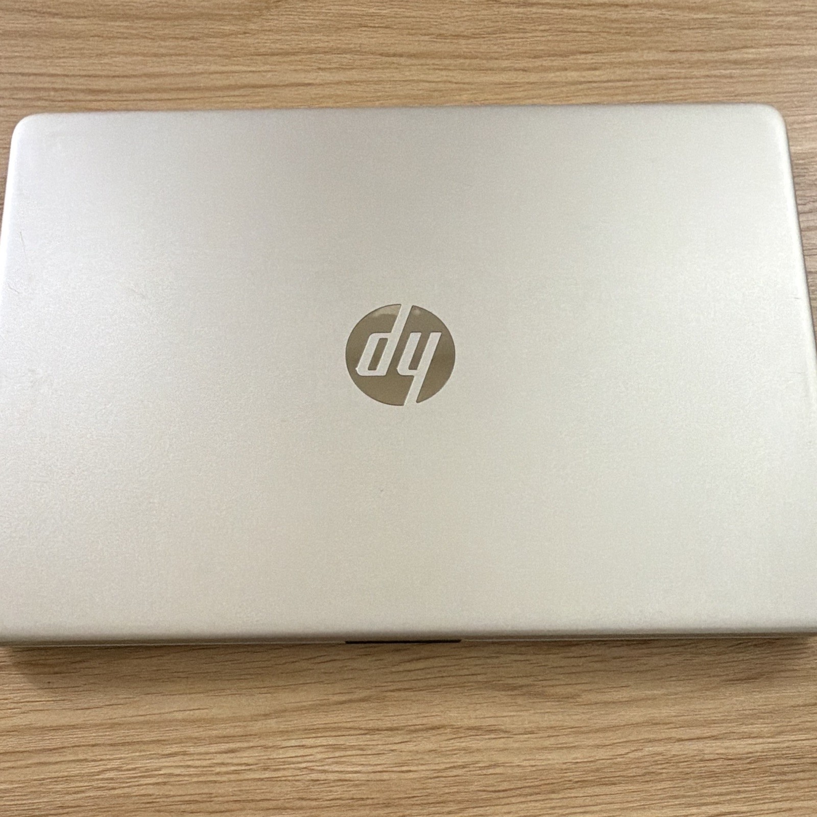 HP HP Laptop 14-fq0xxx 14″ Ryzen 3 3250U 16GB RAM 954GB HDD Silver Win11
