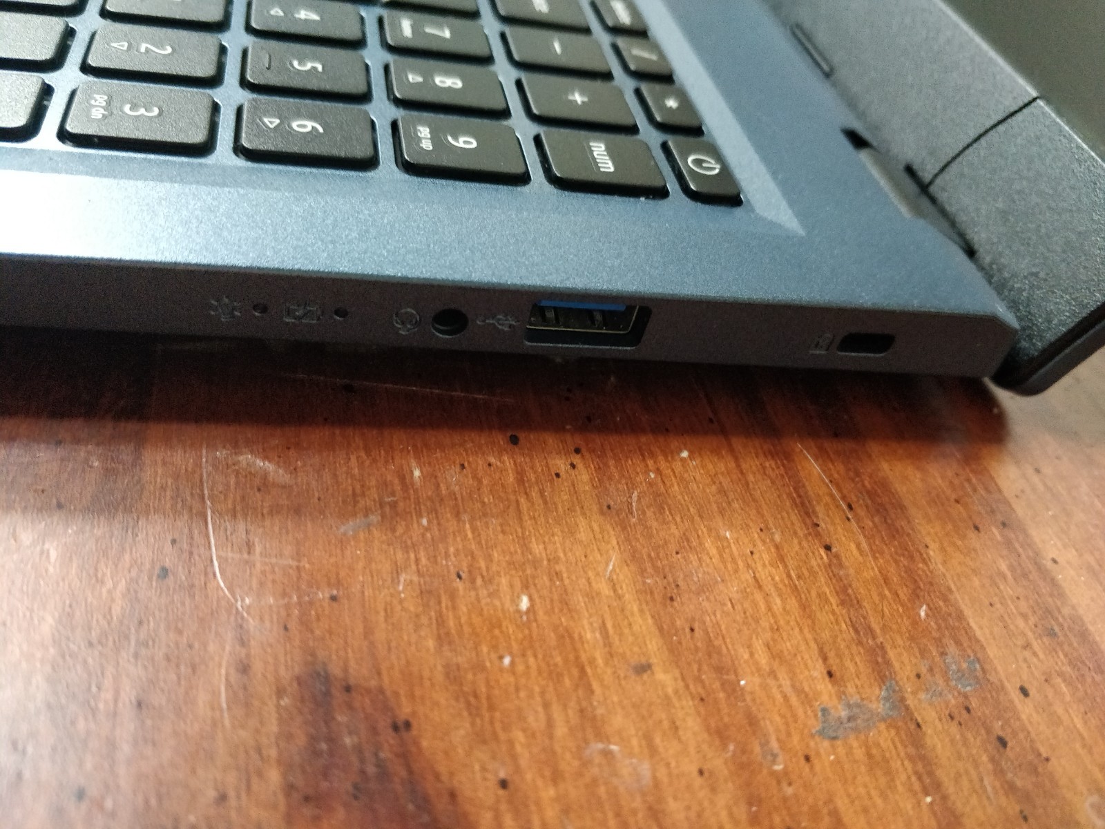 Acer Aspire 3 A315-24PT AMD Ryzen 5-7520U@2.80GHz 8GB RAM NO DRIVE PARTS 9019