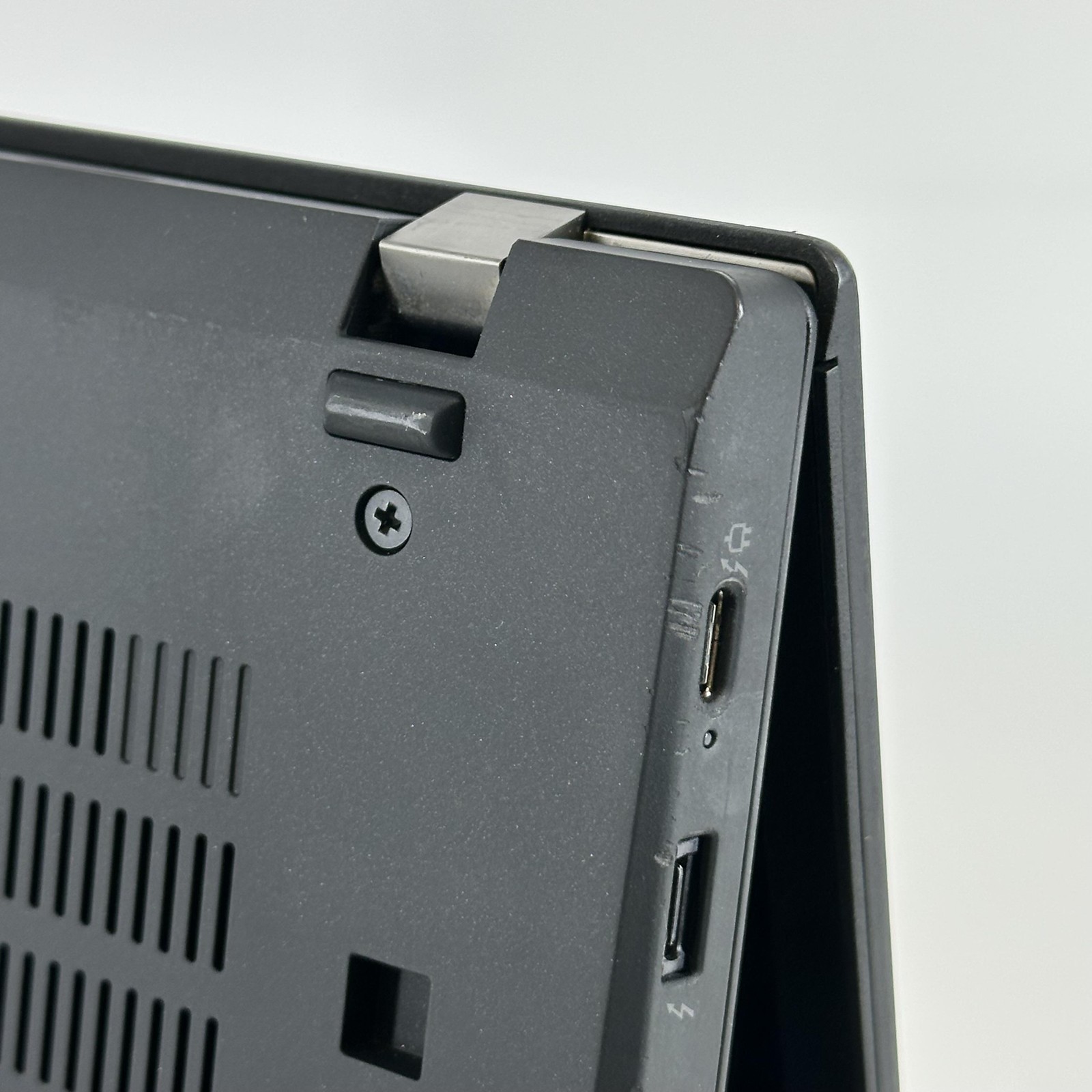 Lenovo ThinkPad T14 Gen 2 4K i7-1165G7 2.80GHz 16GB RAM 512GB SSD -GOOD