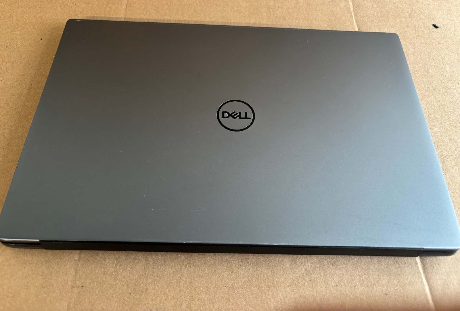 DELL VOSTRO 5590 i7-10510U 1.80GHZ RAM 16GB NVME 512GB SEE THE PHOTO MX 250 2GB