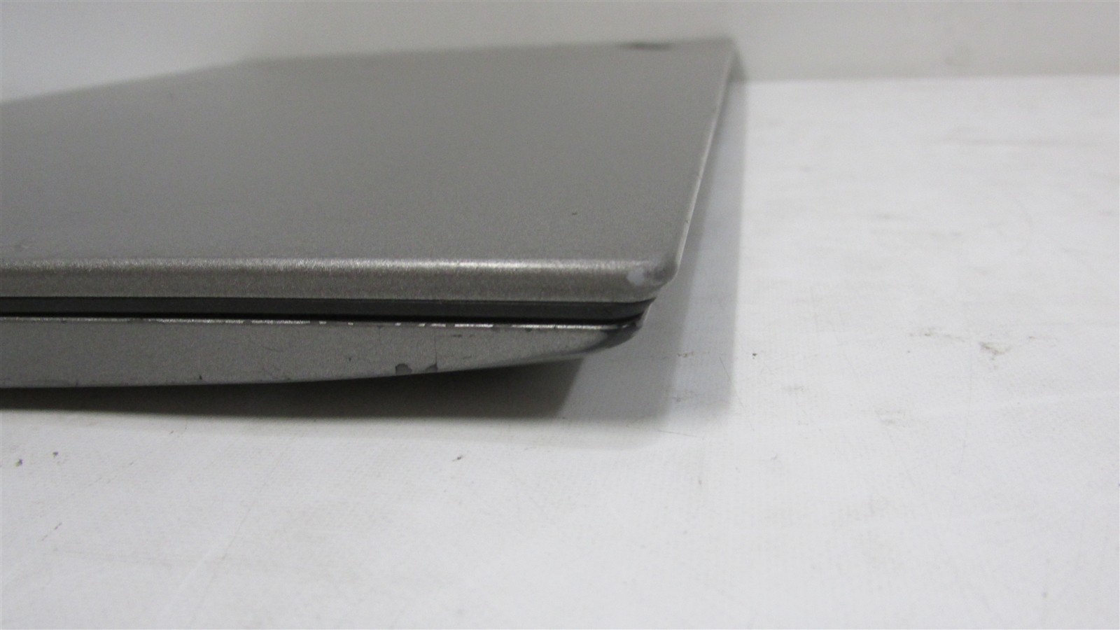 Lenovo Thinkpad X1 Yoga i7-8650U 1.9GHz 16GB RAM 256GB NVME 14″ W11 Pro COSM DMG