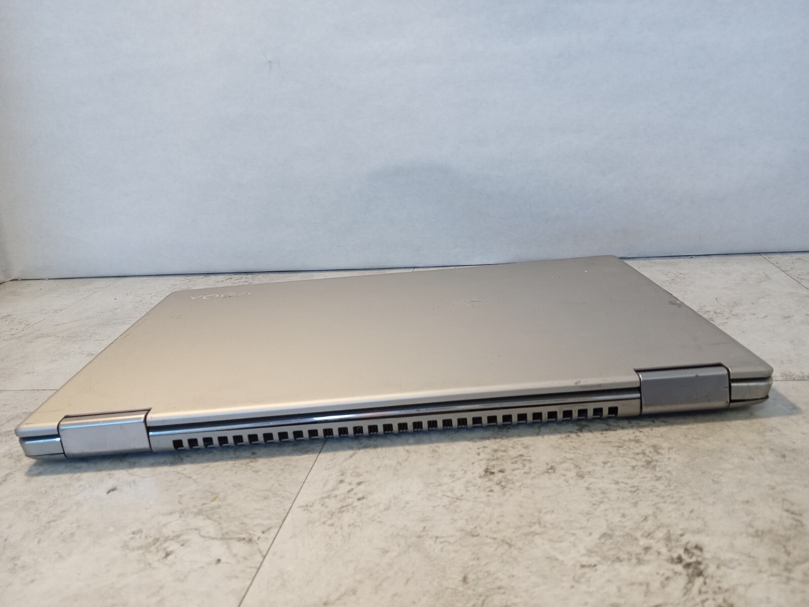Lenovo Yoga 720-15IKB 15.6″ Laptop Intel Core i7 PARTS OR REPAIR -FM
