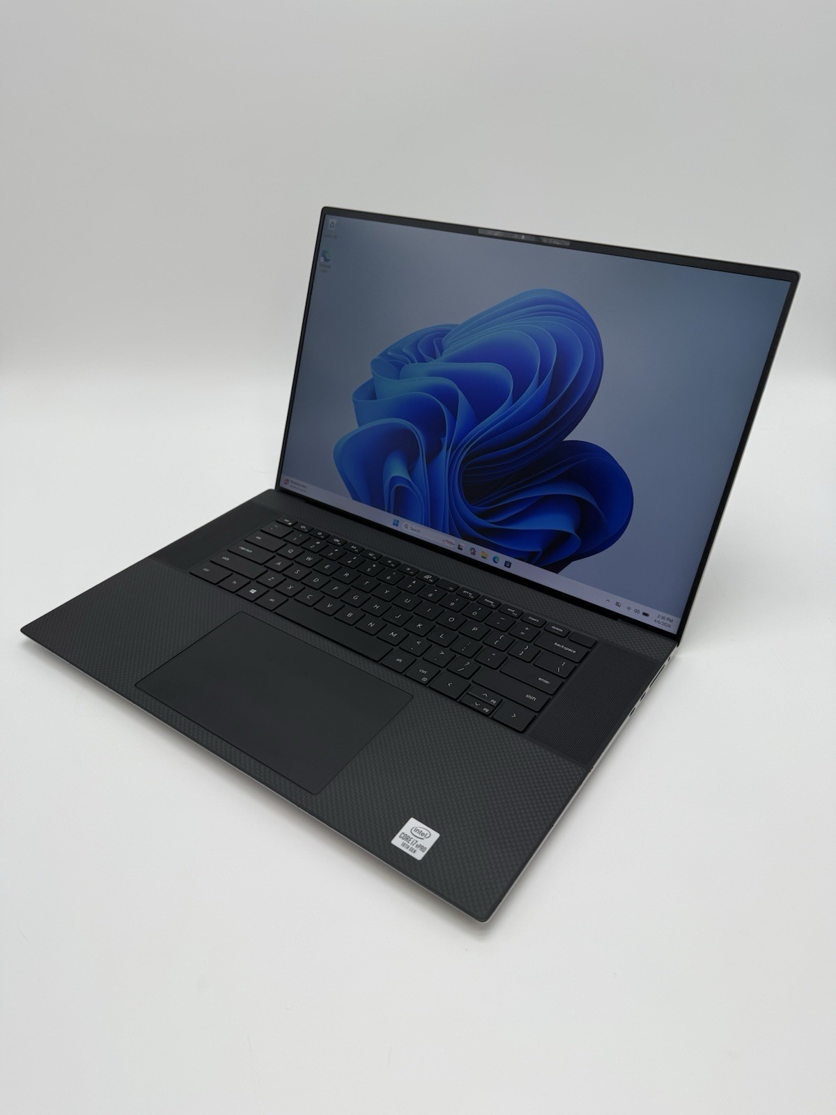 Dell Precision 5750 17 FHD+ i7-10850H | Quadro T2000 | 32GB | 512GB SSD | Win11P
