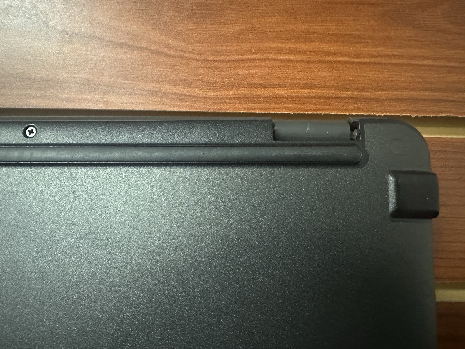 Dell Chromebook Touchscreen laptop w/charger *READ DESCRIPTION