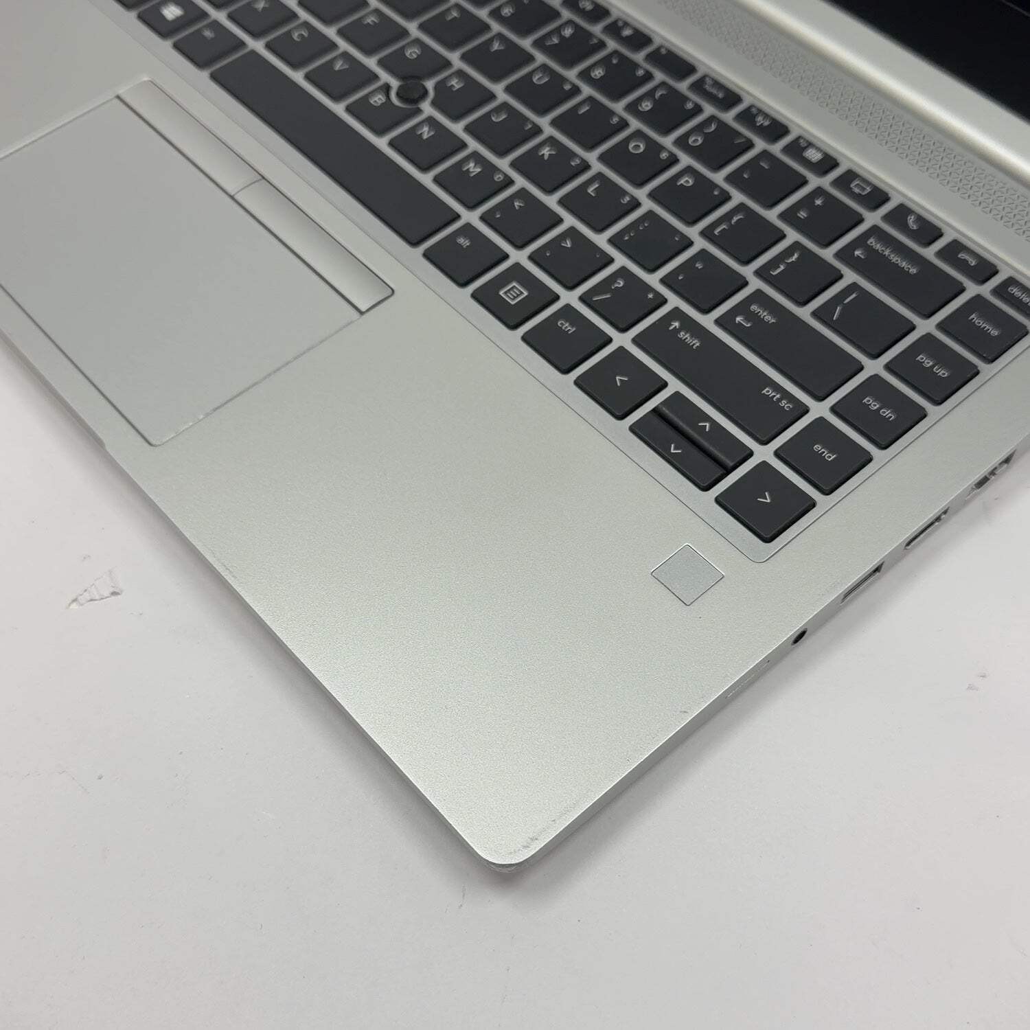 HP EliteBook 745 G6 14″ Ryzen 5 Pro 3500U 2.1GHz 16GB RAM 256GB SSD